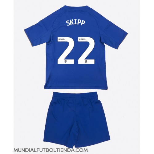 Camiseta Leicester City Oliver Skipp #22 Primera Equipación Replica 2025-26 para niños mangas cortas (+ Pantalones cortos)